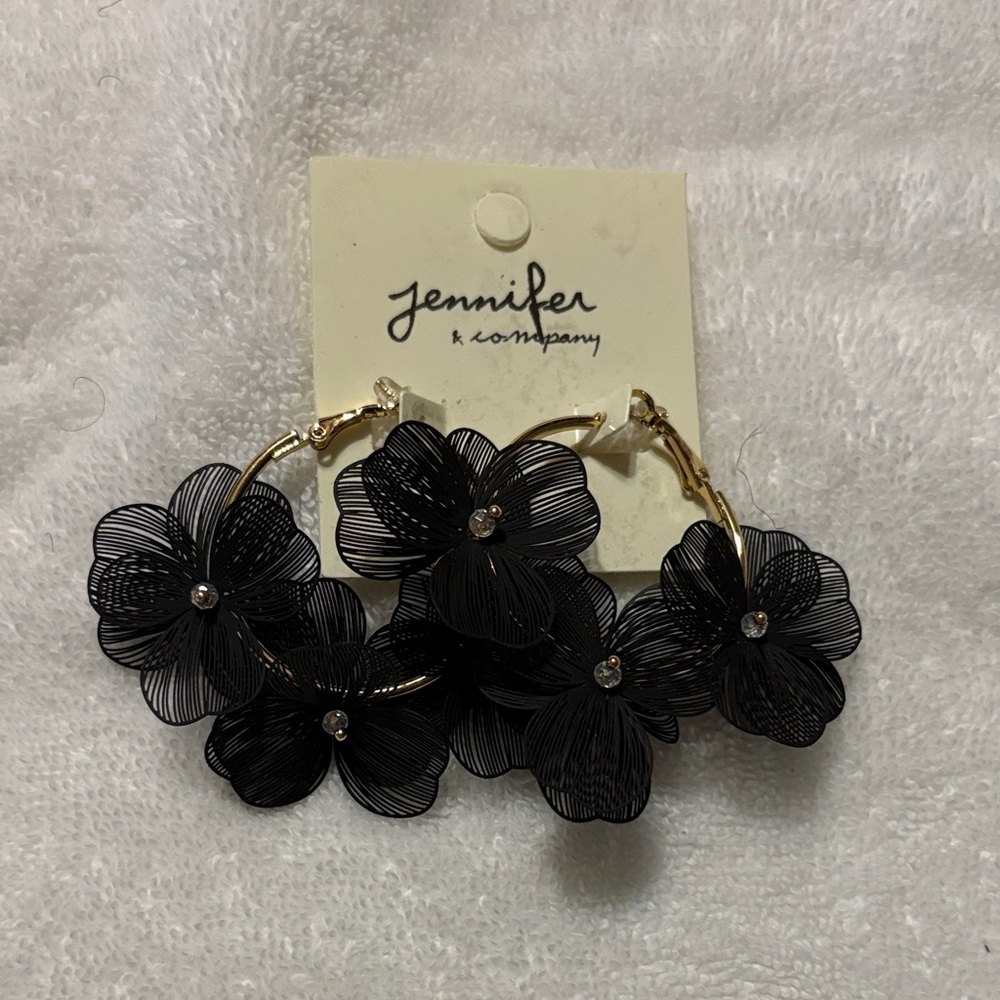 Jennifer & Company Black Floral Hoop Earrings